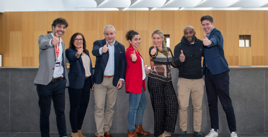 Vamos a jugar con la IA: Empresa, universidad y tekis debaten sobre el impacto ético de la IA en la función de recursos humanos